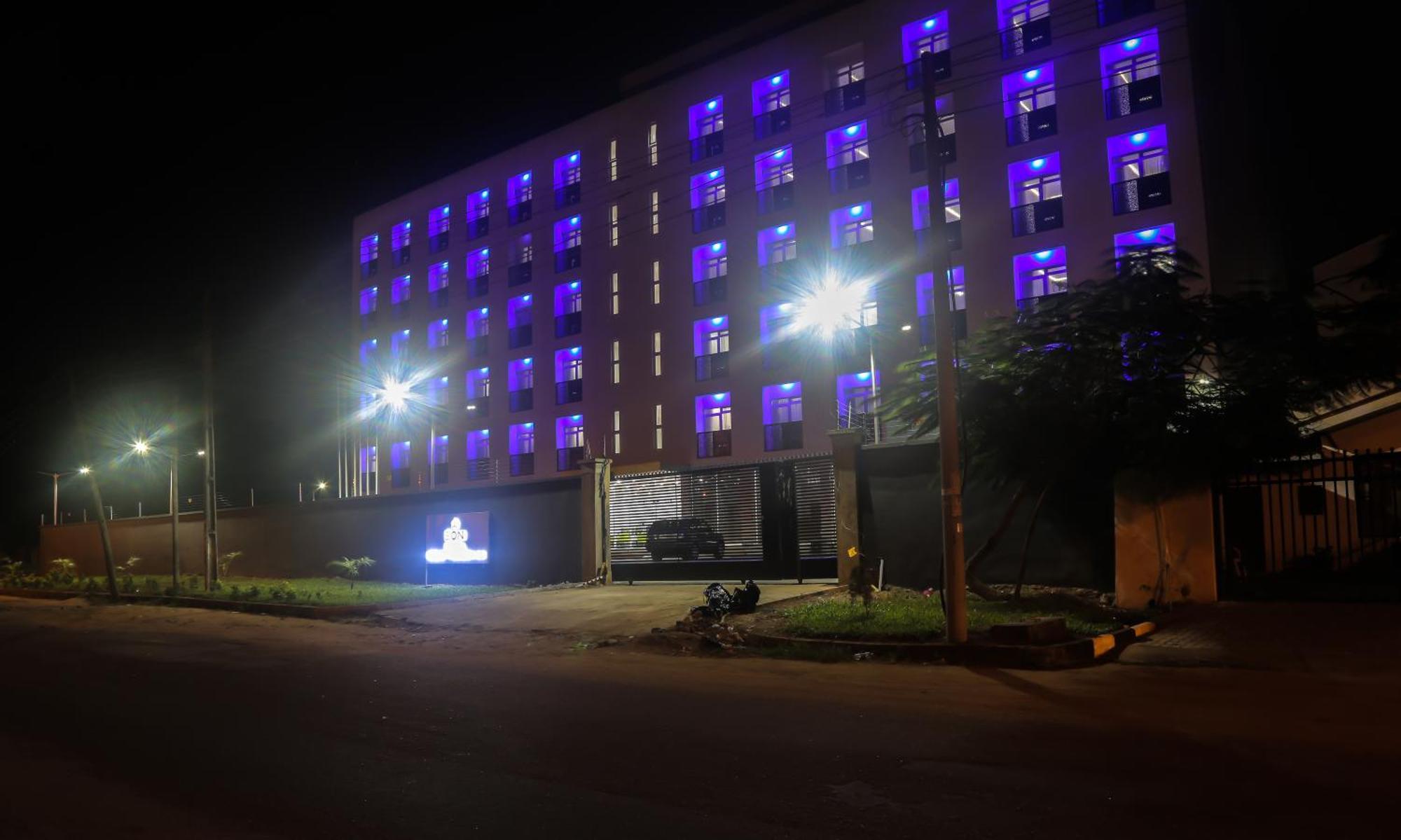 Bon Hotel Ikeja Residence Esterno foto