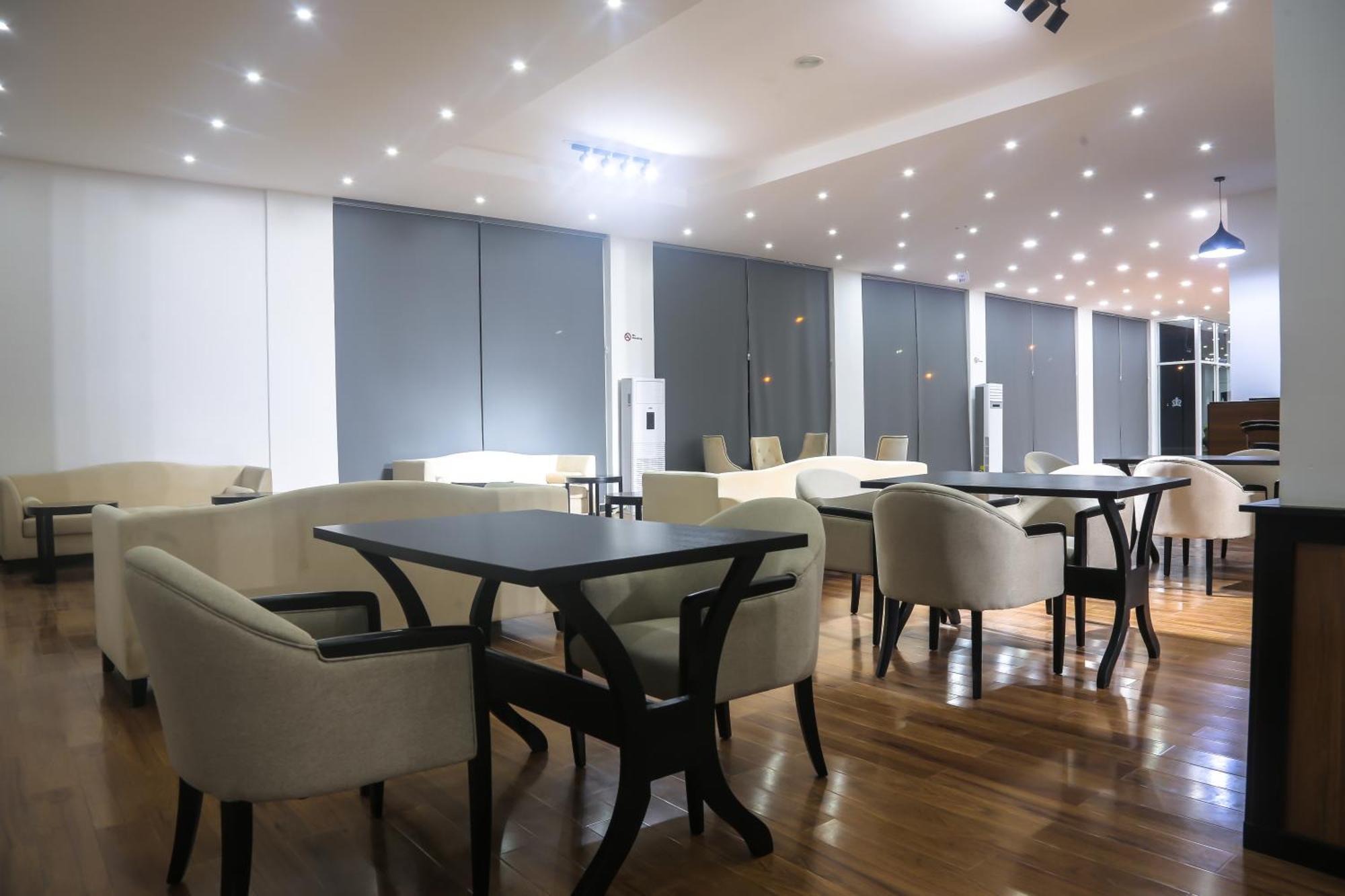 Bon Hotel Ikeja Residence Esterno foto