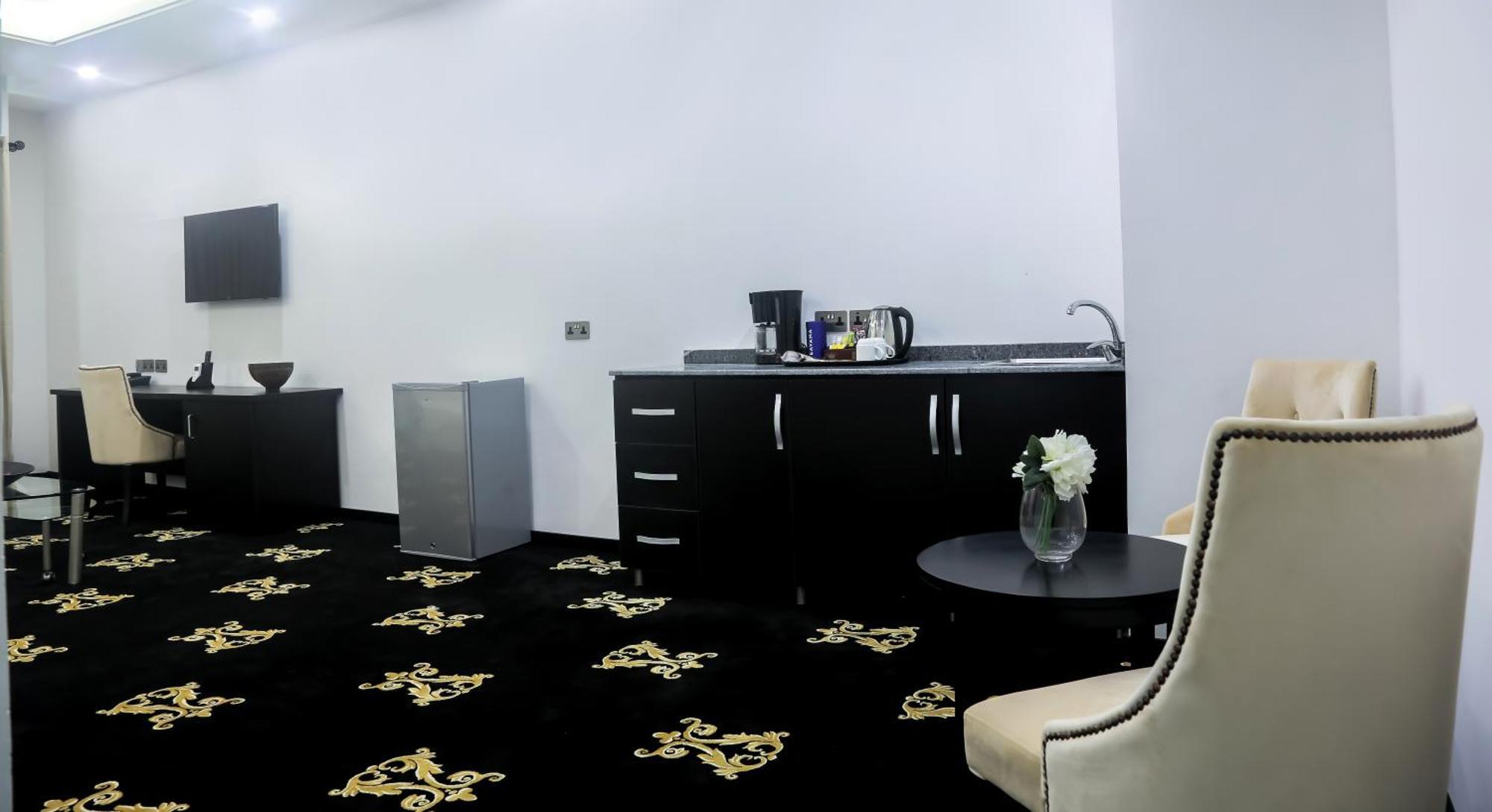 Bon Hotel Ikeja Residence Esterno foto